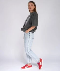 Sweatshirt Linder Pepper "NAKED -Newtone Brand newtone brand ss25 129