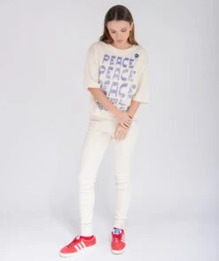 PASADENA" Natural Crop Crooper Tee Shirt -Newtone Brand newtone brand ss25 crooper natural pasadena 3